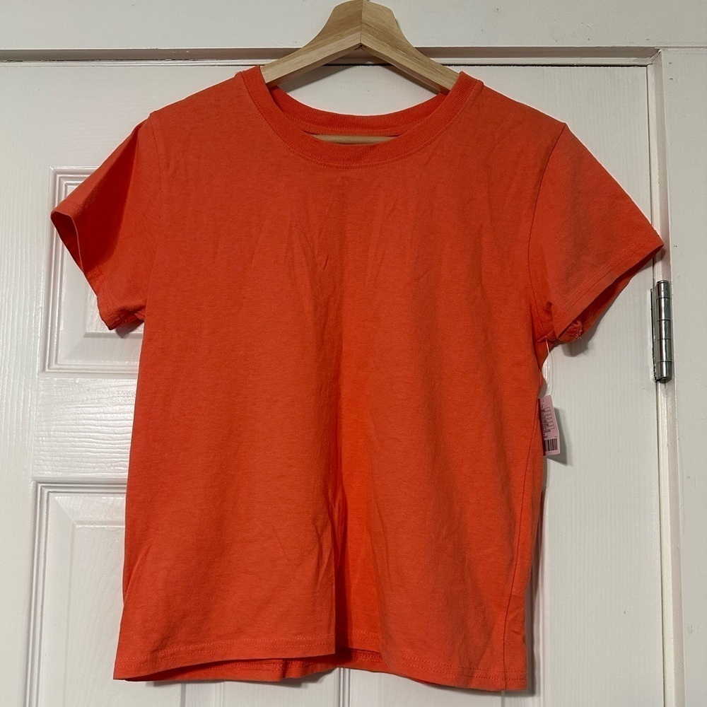 NWT Urban Outfitters t- shirt- medium